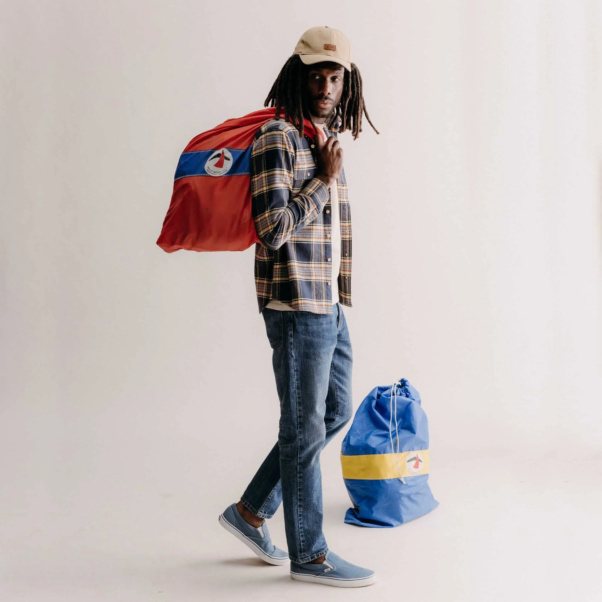 The Democratic Jean in Mid Wash Organic Selvedge Essential Fit QuickReleaseFastenings