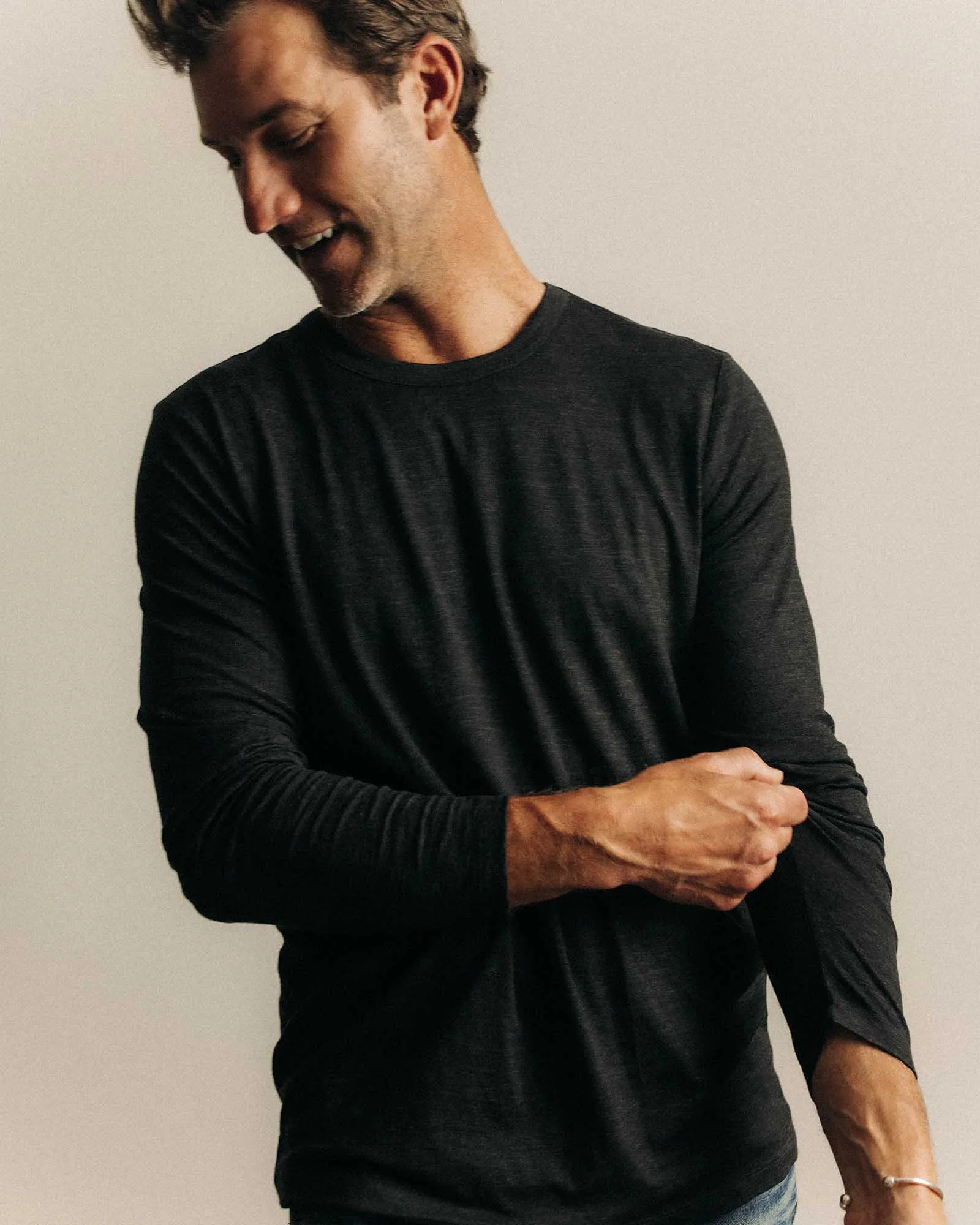 The Merino Long Sleeve Tee in Heather Black Stylish Day Wear Weekend Ready