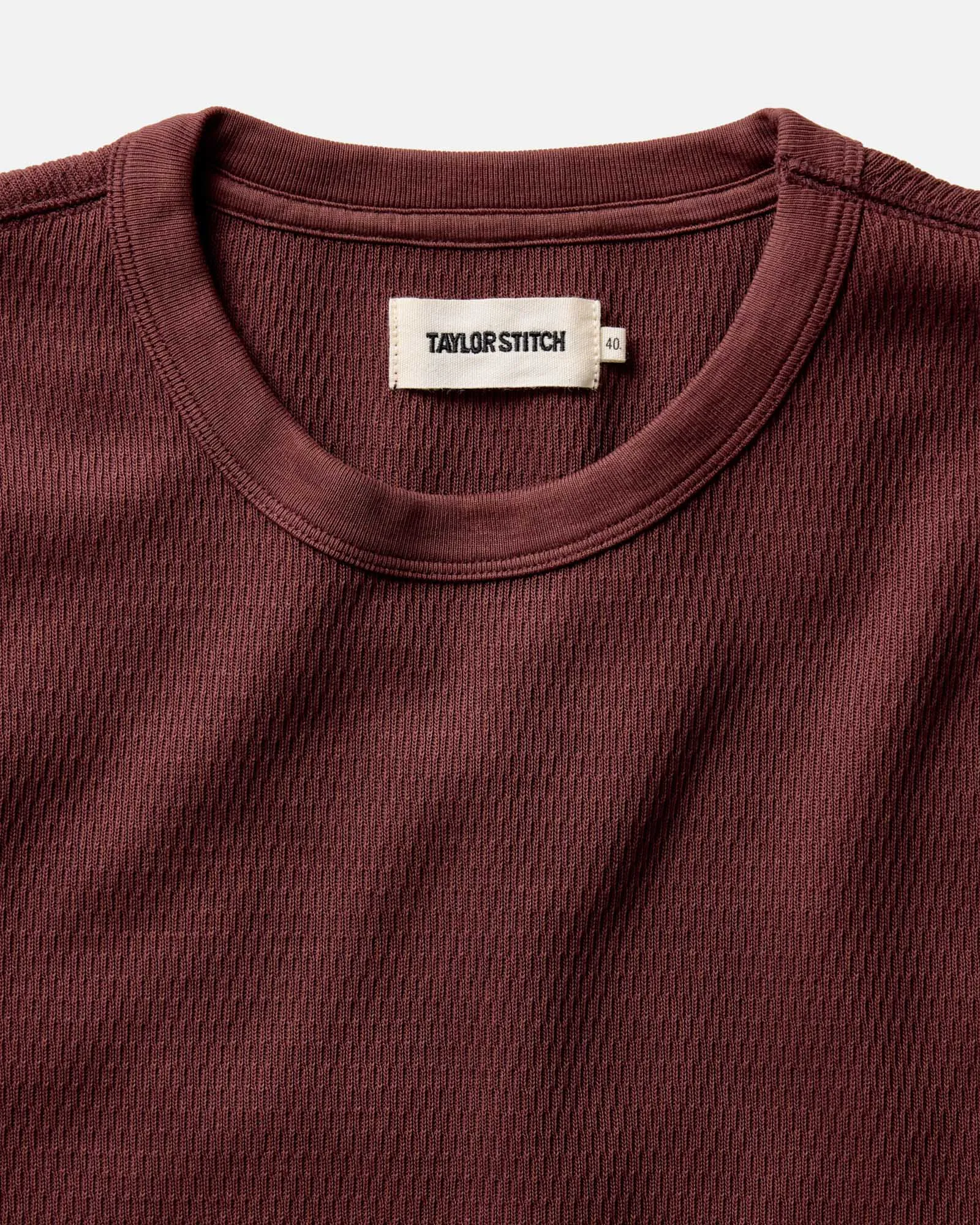 casual top The Organic Cotton Crew in Burgundy Waffle