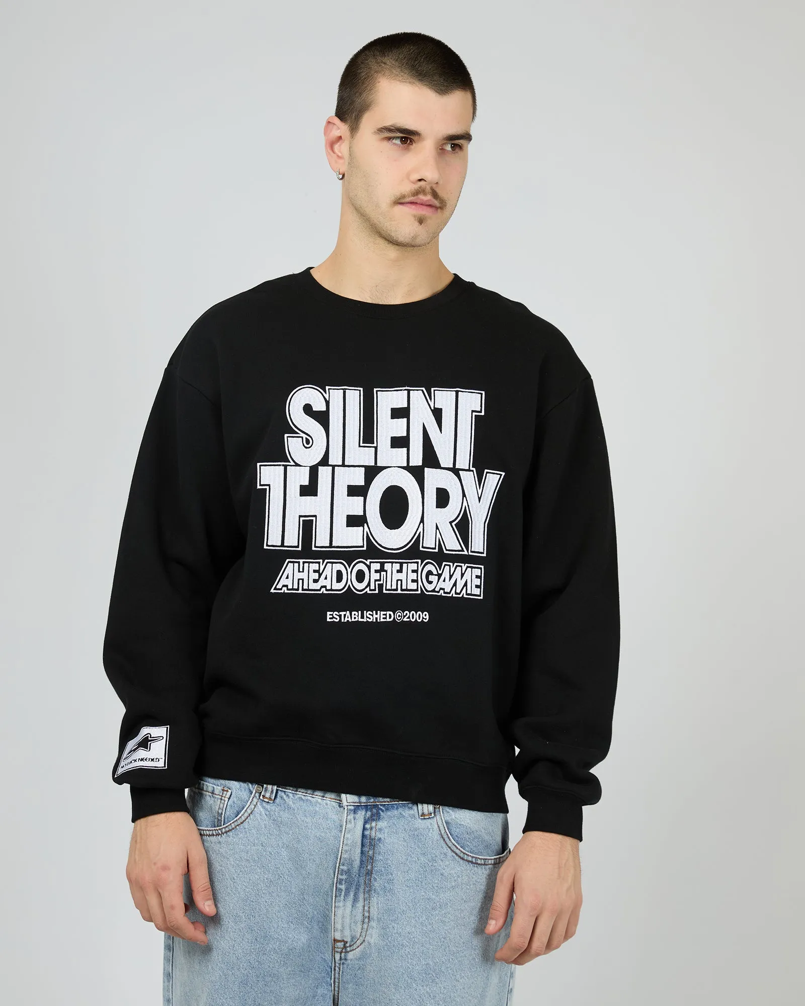 Essential Active Chic Comfort Leader Crew Black