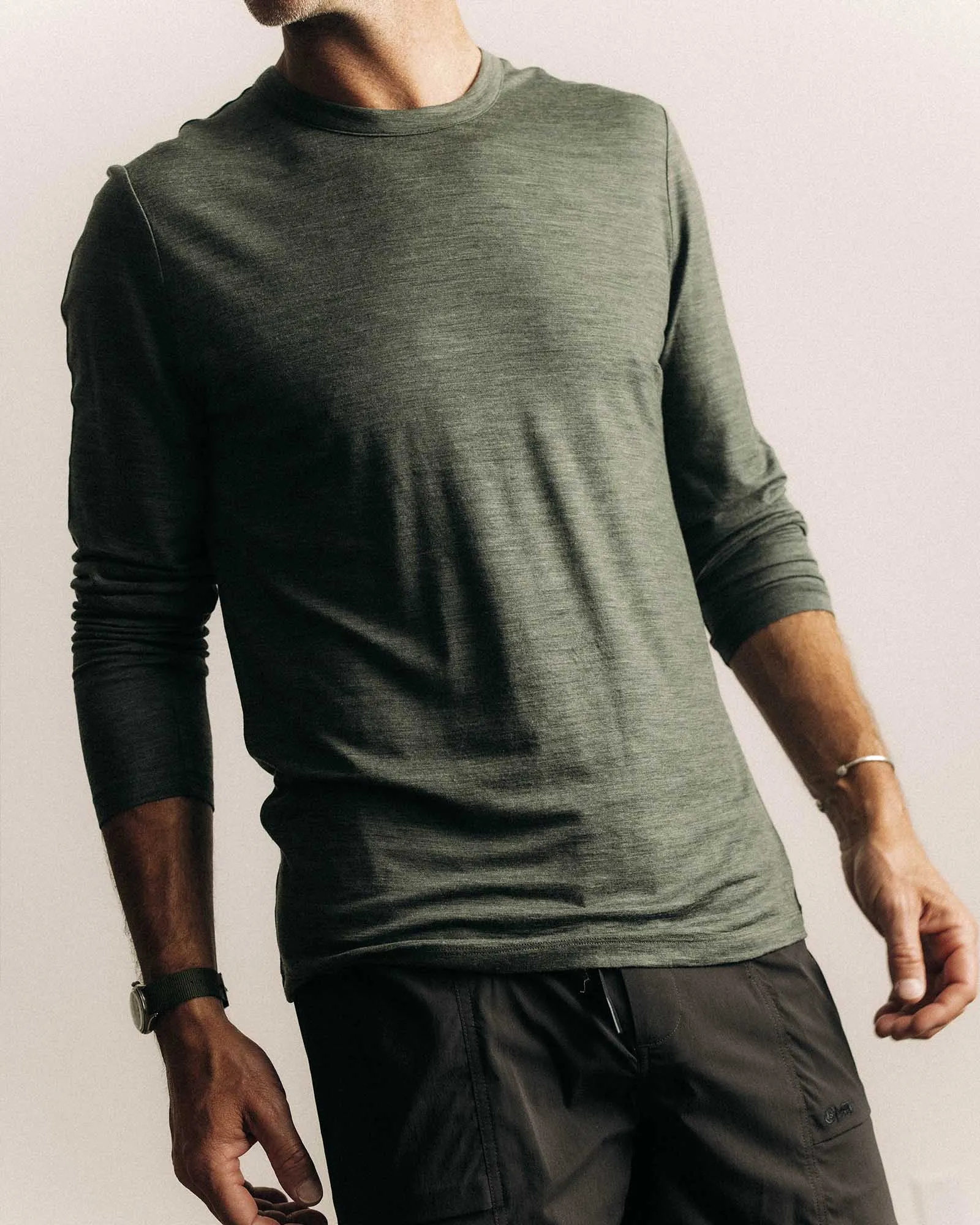 Comfortable Fit Wear The Merino Long Sleeve Tee in Heather Army