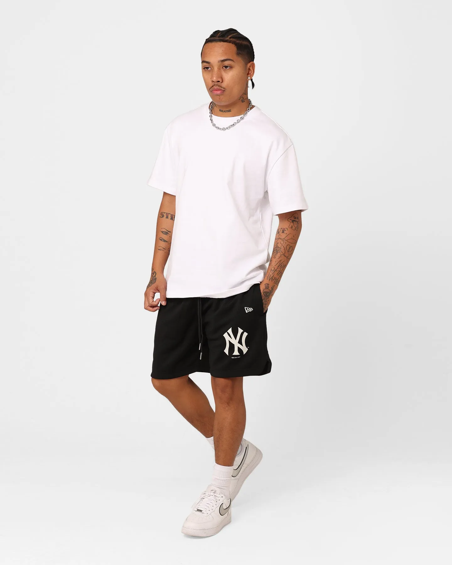 Outdoor Ready Fit New Era New York Yankees Mesh Shorts Black