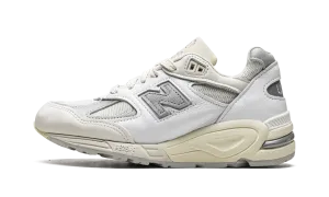 990 V2 "Made In USA - Teddy Santis Sea Salt" Stay Chill