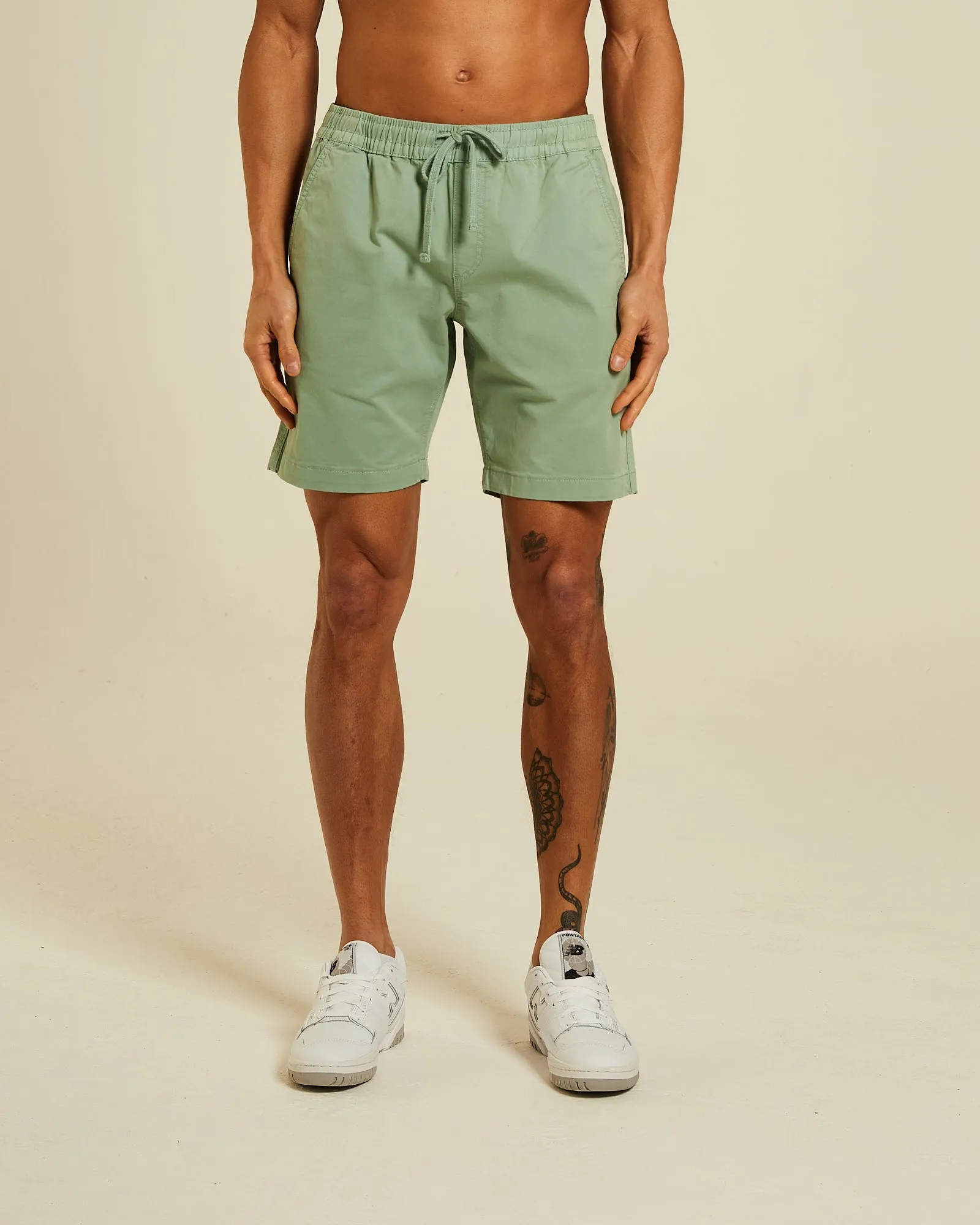 Neat Look Wind Resistant Material Barton Drawcord Short Surf Green