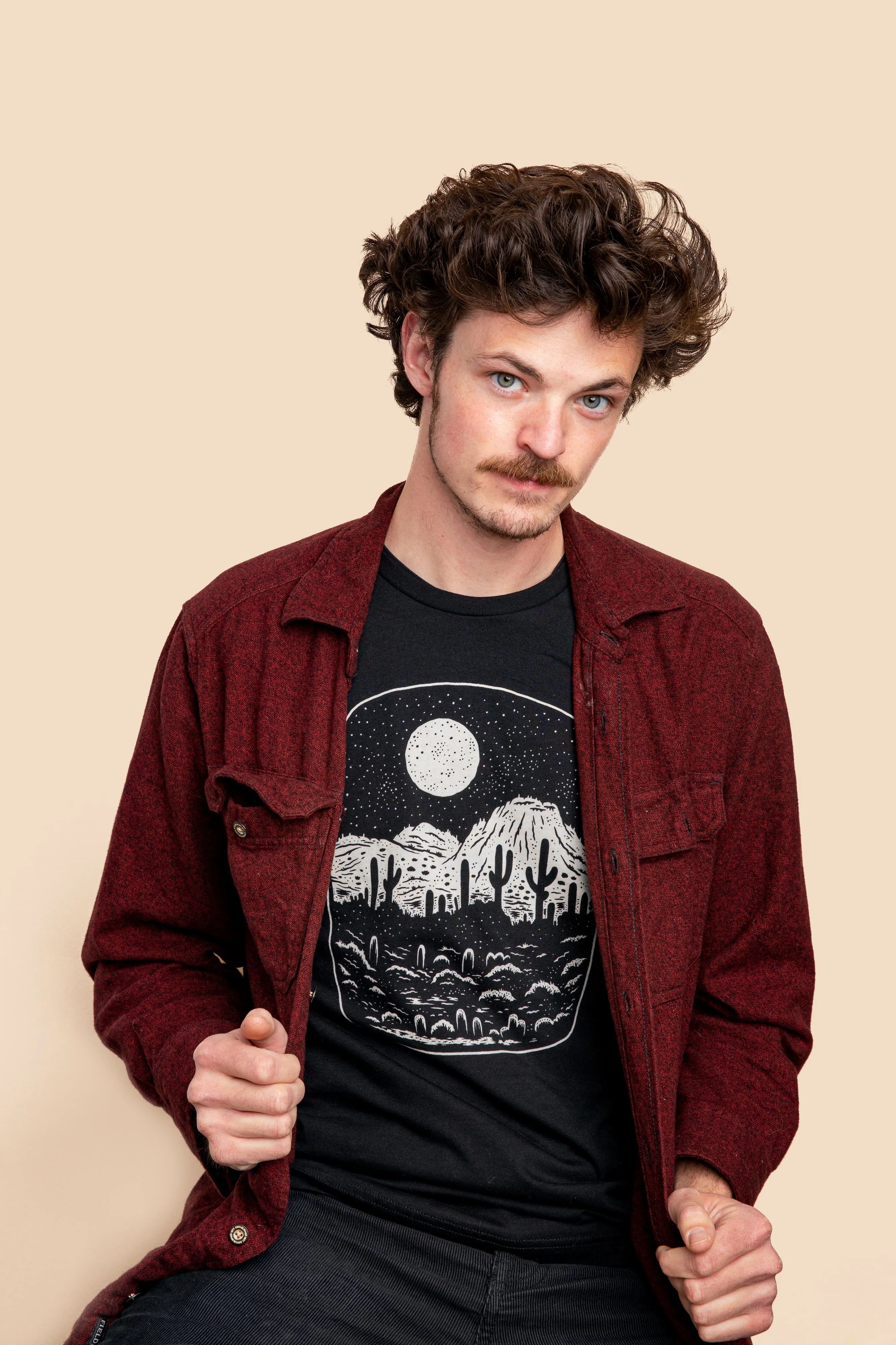 Casual Style Comfortable Fit Wear Night Butte Tee-Black