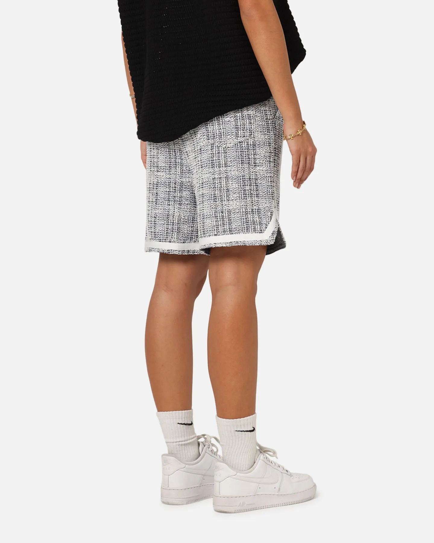 embroidery details XXIII Textured Ball Shorts Navy/Cream